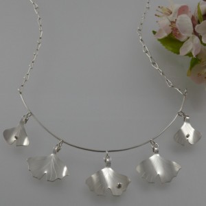 Collier Banderole Collier Banderole