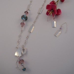 Collier Lac rose Collier Lac rose